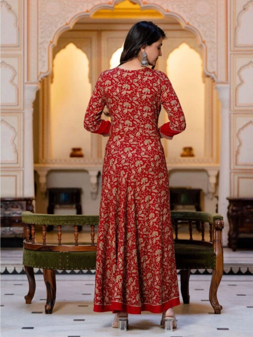 Floral Ethnic Kurta Set - Image 2