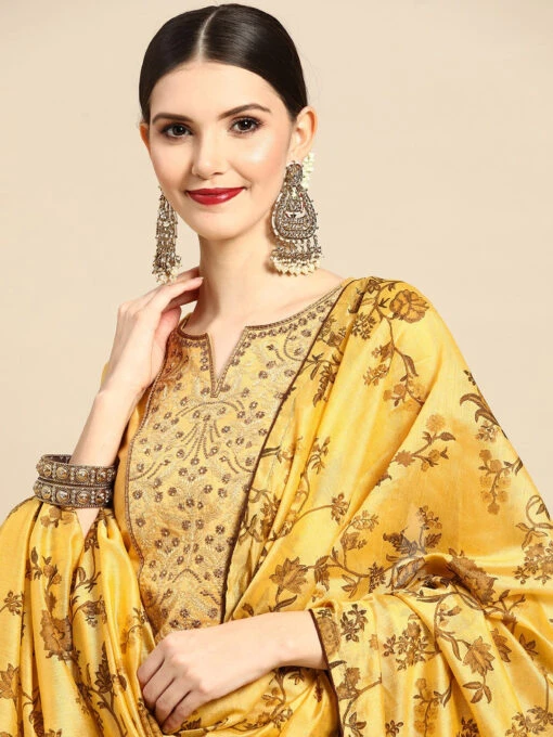 Floral Design Kurta Set - Image 5
