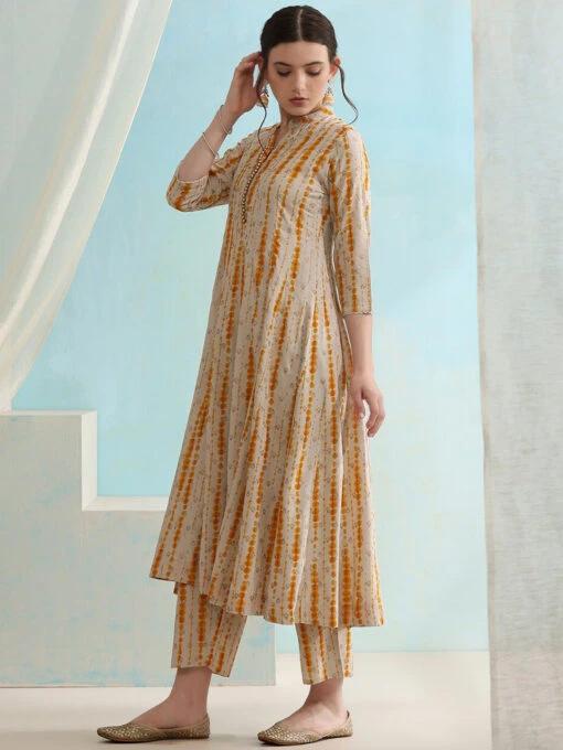 Striped Dyed Kurta Set - Image 2