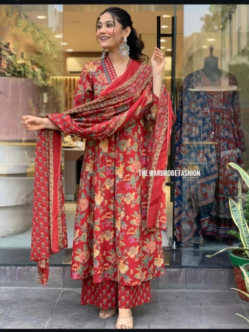 Mirror Work Pleated Kurta Set - Image 4