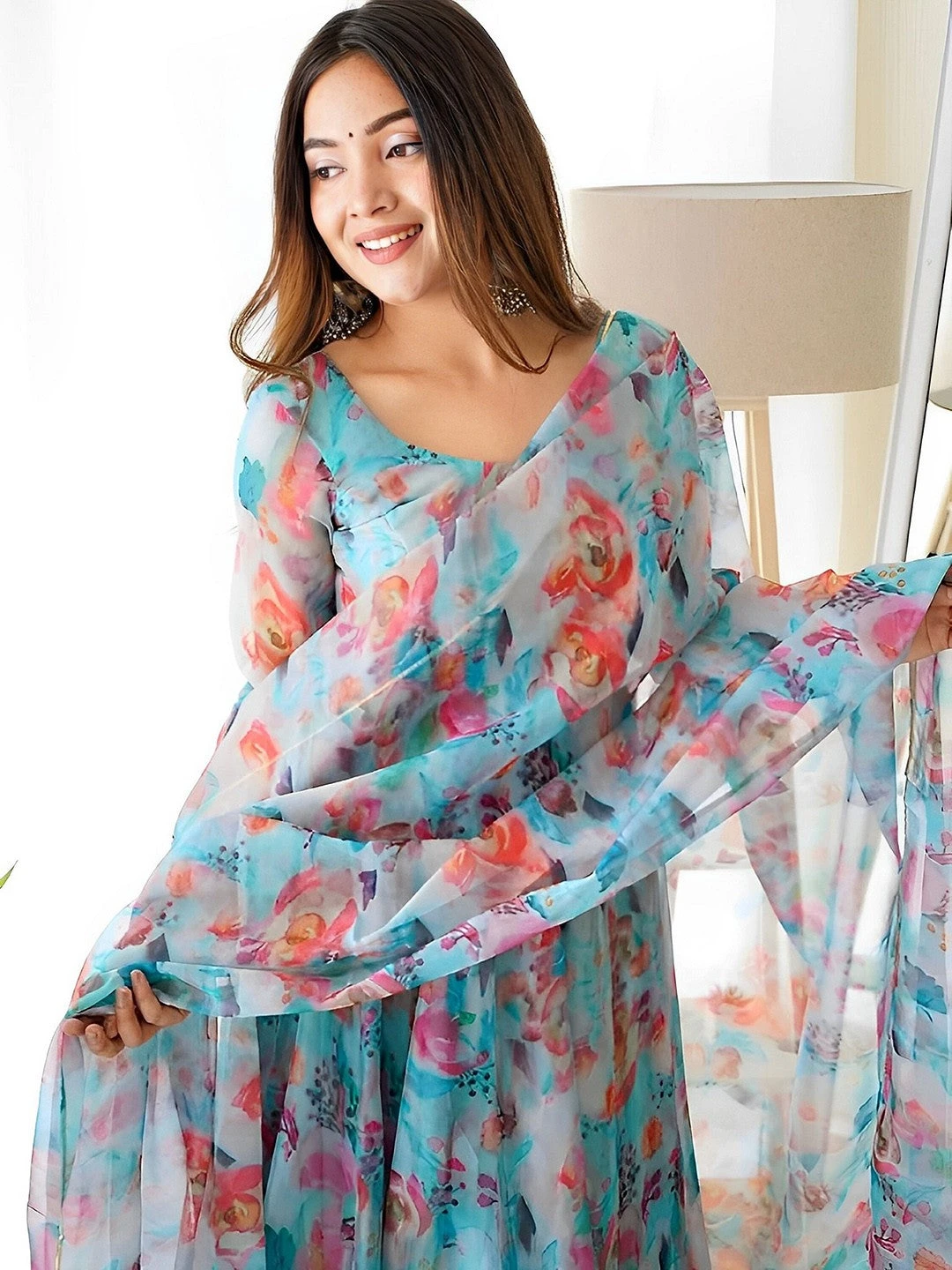 Floral Gotta Patti Kurta Set - Image 3