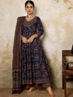 Thread Work Kurta Set