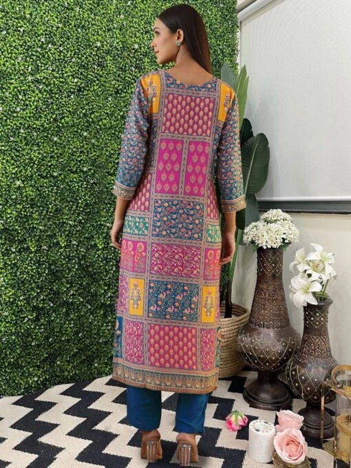 Floral Printed Kurta Set - Image 2