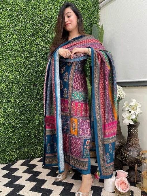 Floral Printed Kurta Set - Image 3