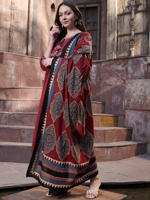 Sequinned Kurta Set - Image 2