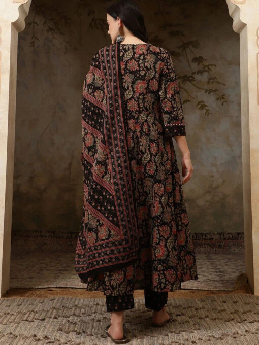 Floral A-Line Kurta Set - Image 5