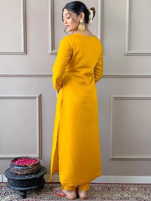 Floral Embroidered Kurta Set - Image 3