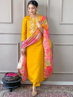 Floral Embroidered Kurta Set -Harmony Shop Kurta Set K149E 5