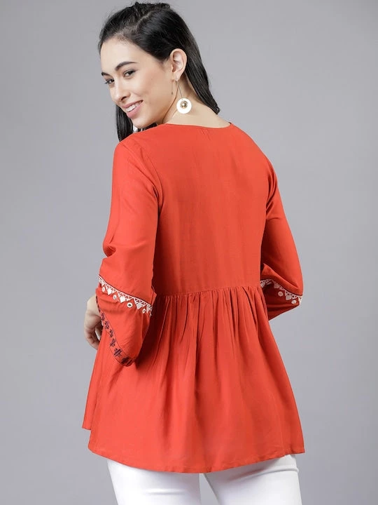 Embroidered Viscose Kurti - Image 3