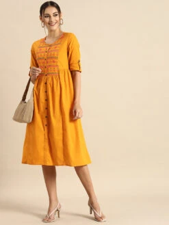 Embroidered Pleated Cotton Kurti