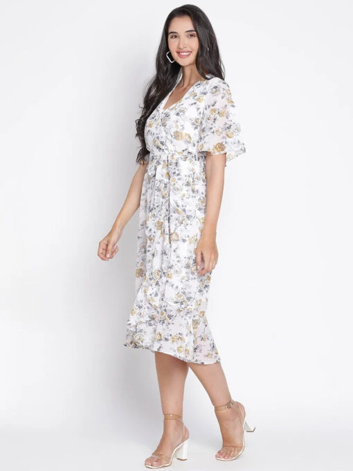 Floral Printed V-Neck Kurti - Image 4