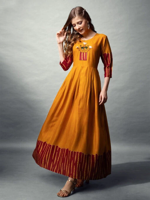 Embroidered Ethnic Kurti