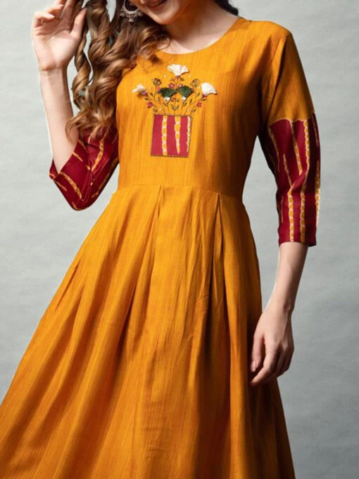 Embroidered Ethnic Kurti - Image 3