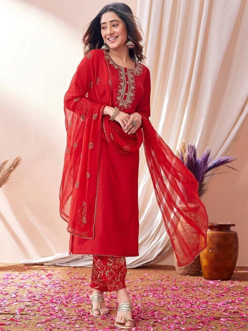 Embroidered Sequinne Kurta Set - Image 2