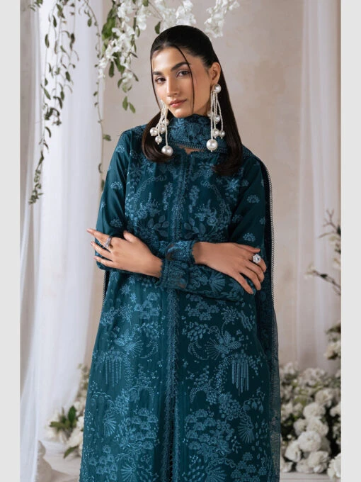 Designer Embroidered Lawn - Image 4