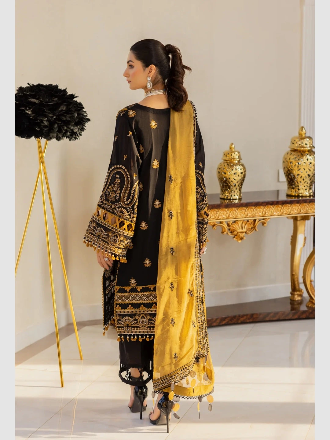 Designer Swiss Lawn - Image 5