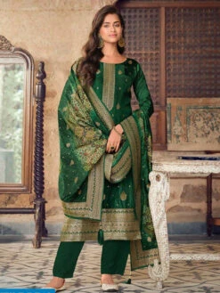 Dola Jacquard