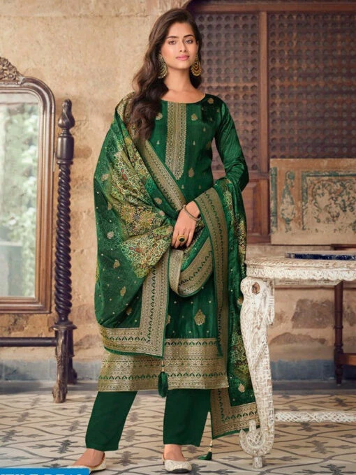 Dola Jacquard