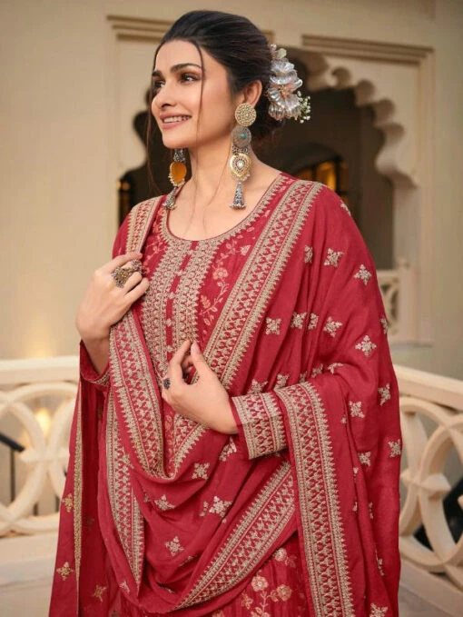 Jacquard & Santoon Embroidery - Image 2