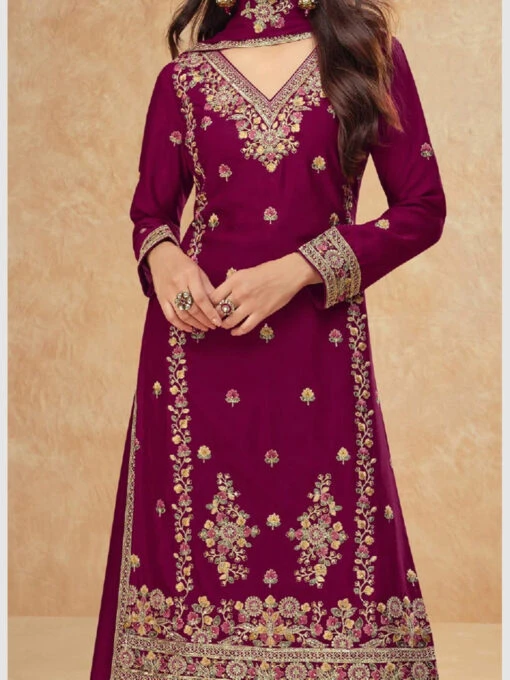 Embroidered Silk Chinon - Image 4