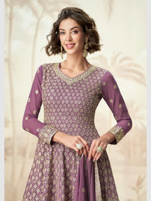 Real Georgette Sharara - Image 3