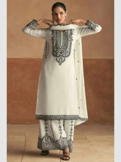 Embroidery Chinon